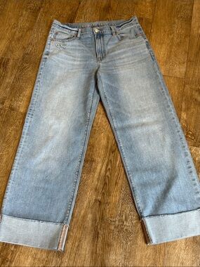 American Eagle Light Blue Stovepipe Denim Jeans with Cuffs